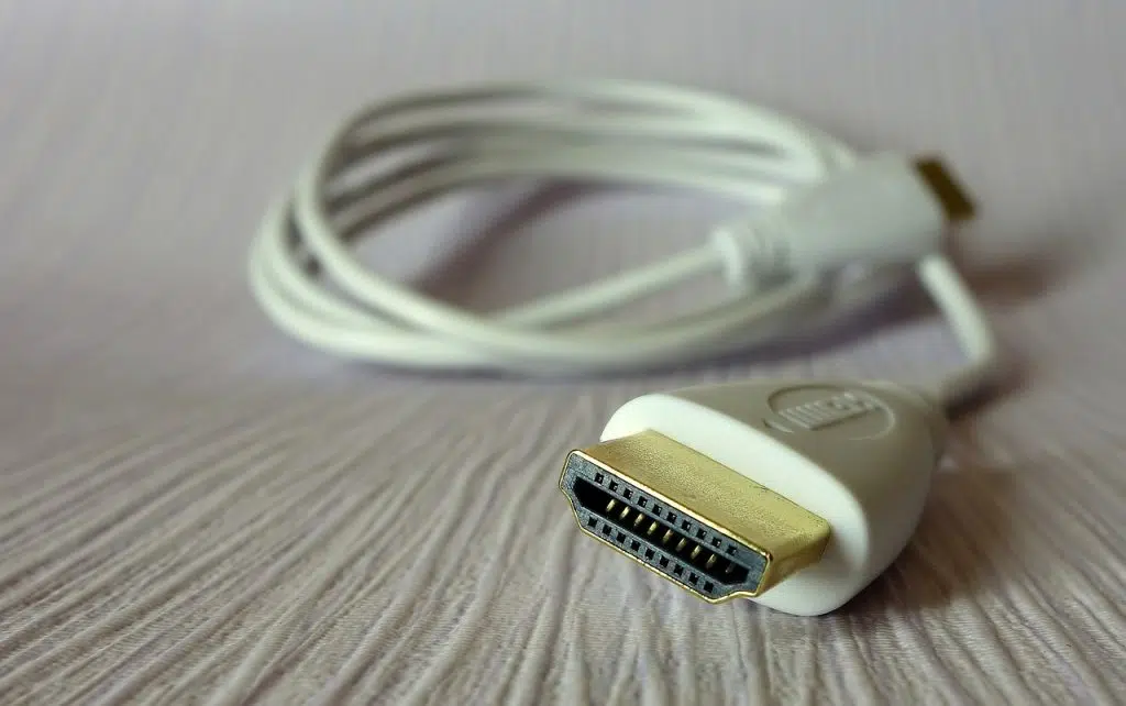 un cable hdmi