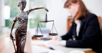 Avocat droit médical : comment choisir ?