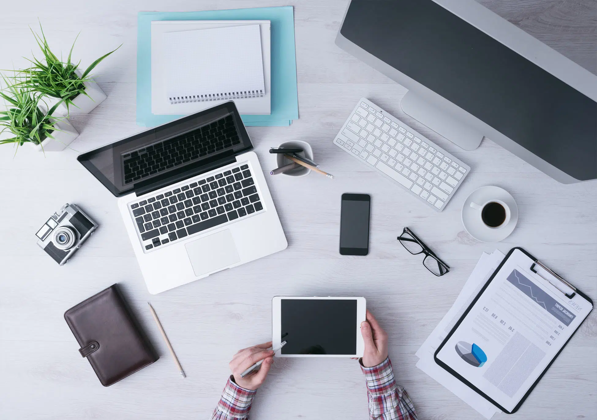 Un communicateur Web avec ses outils