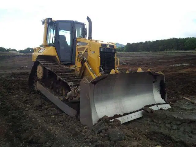 Un bulldozer sur votre chantier