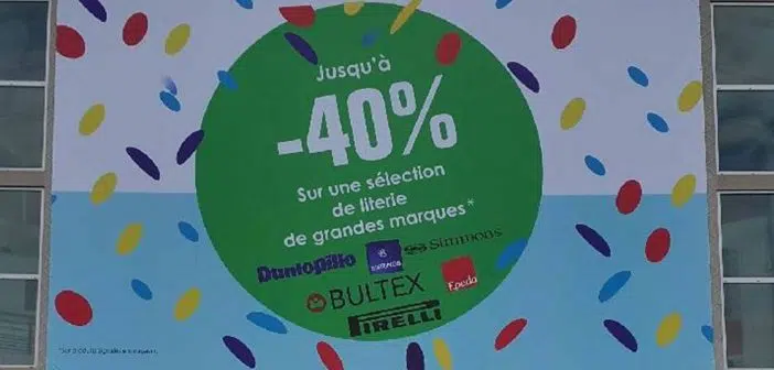 Bâche publicitaire