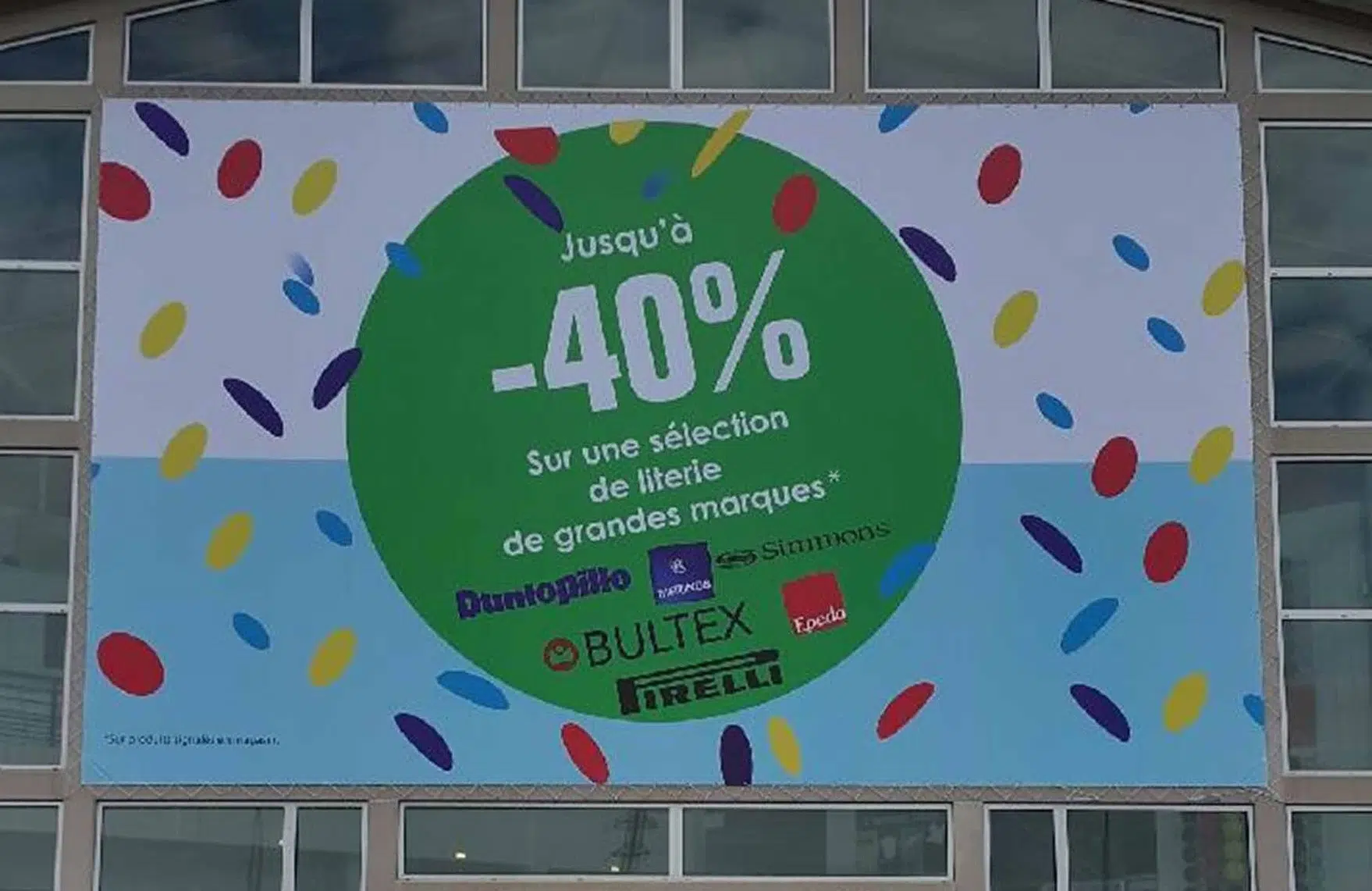 Bâche publicitaire