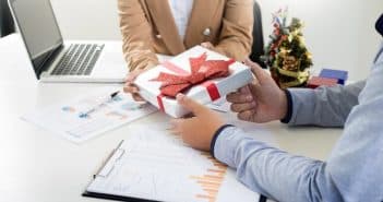 Pourquoi offrir des chèques cadeaux à ses employés