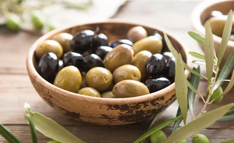 Les vertus méconnues de l'olive noire une recette à découvrir