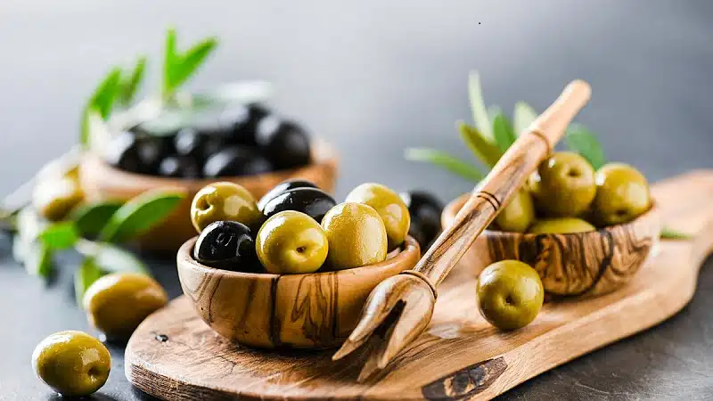 Les vertus méconnues de l'olive noire une recette à découvrir